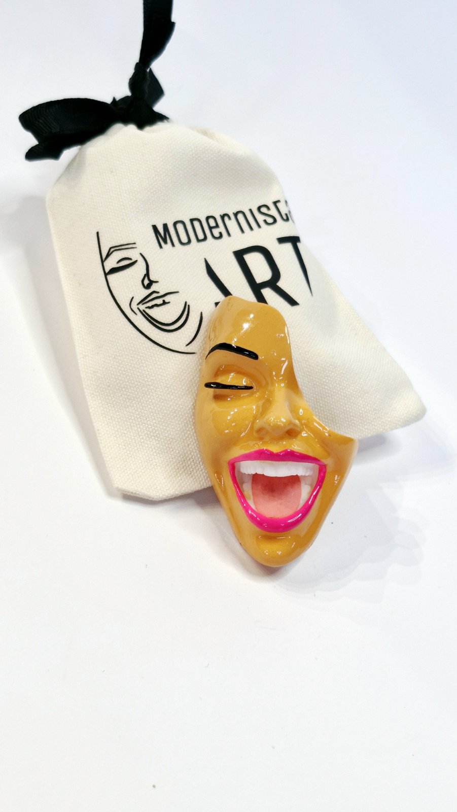 Brooch — Peachy Smile by Modernista Art