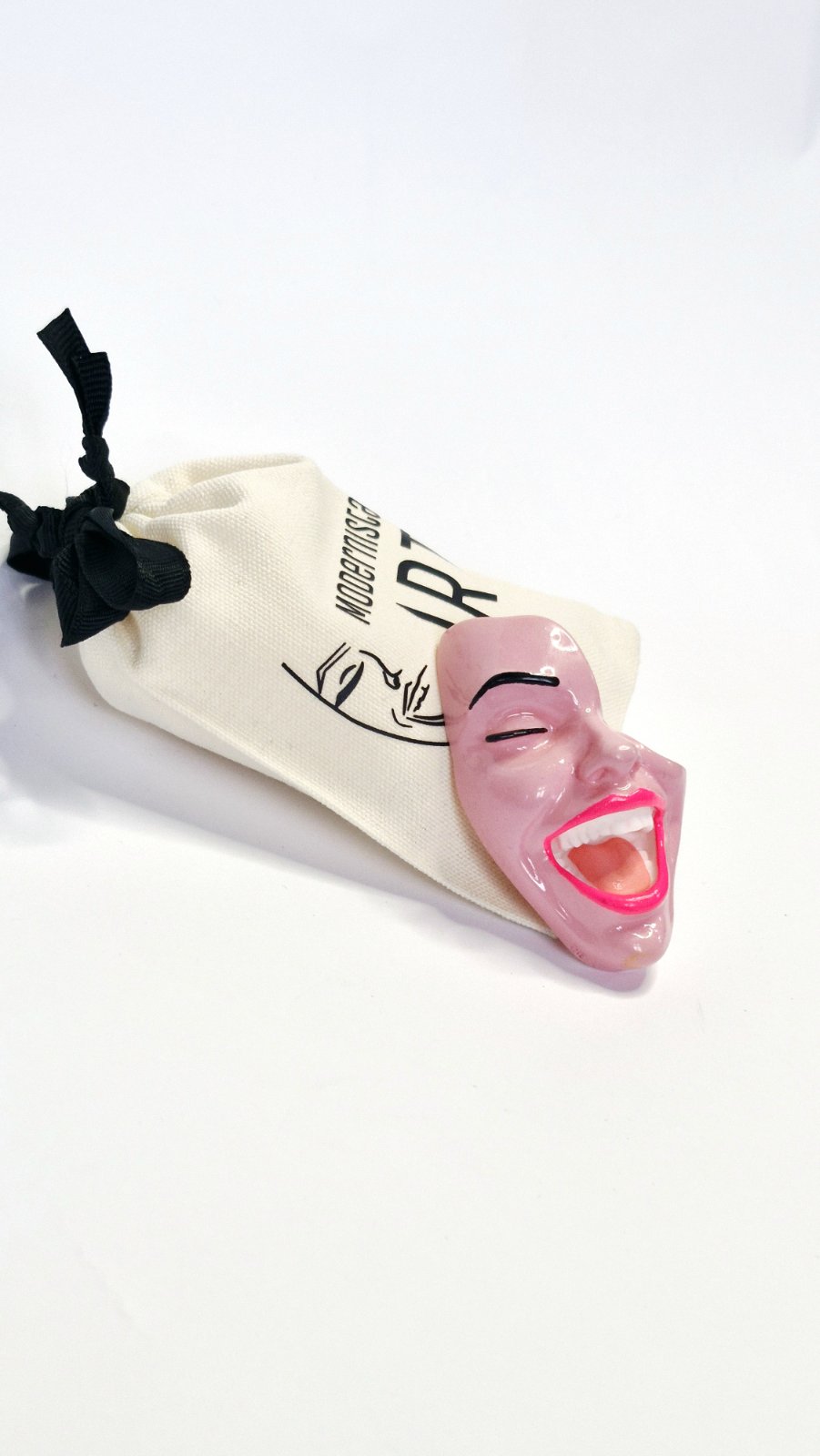 Brooch — Baby Pink Smile by Modernista Art