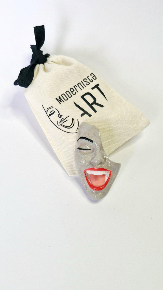 Brooch — Smile Beige Mermaid by Modernista Art