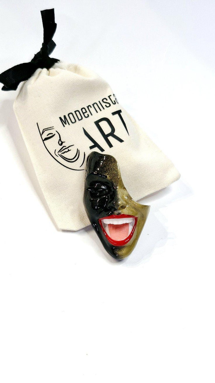 Brooch — Smile Black Gold by Modernista Art