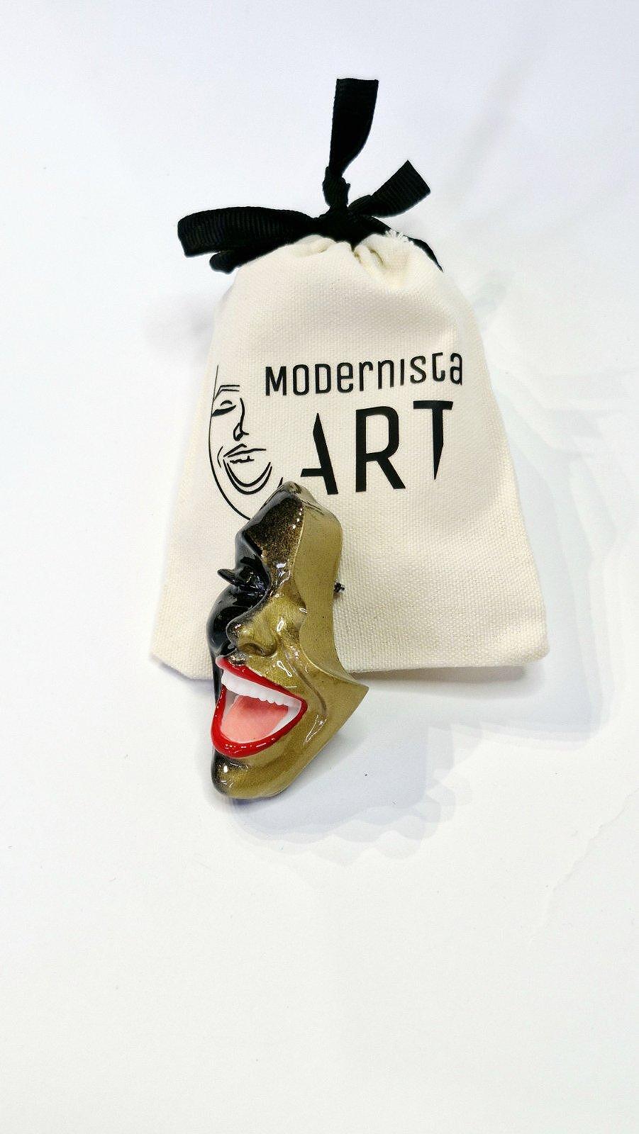 Brooch — Smile Black Gold by Modernista Art