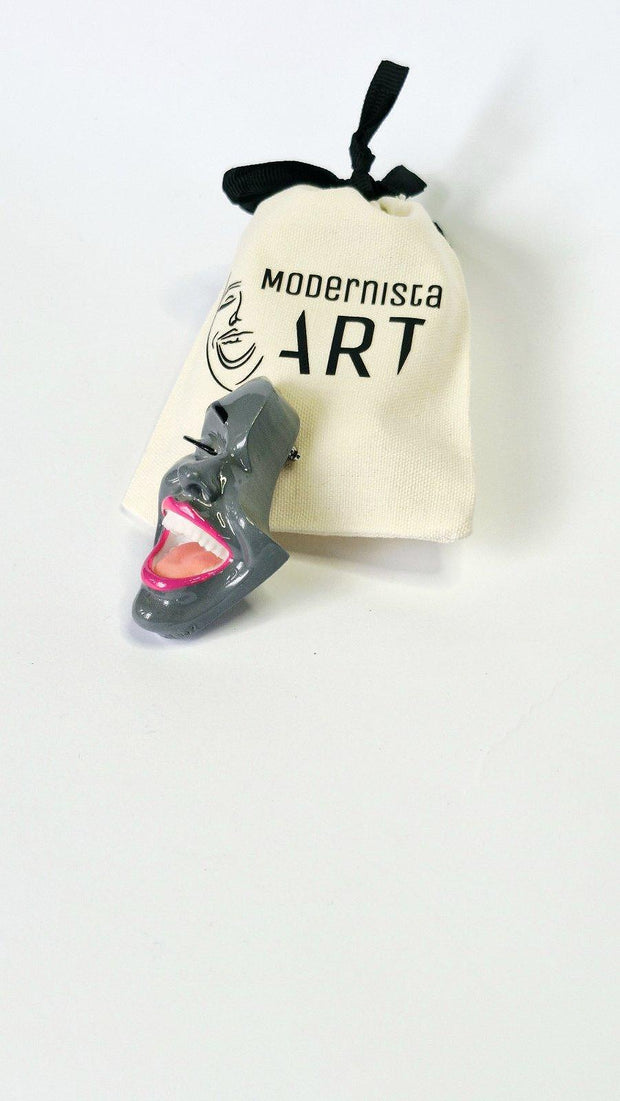 Brooch — Smile Velour Gray by Modernista Art