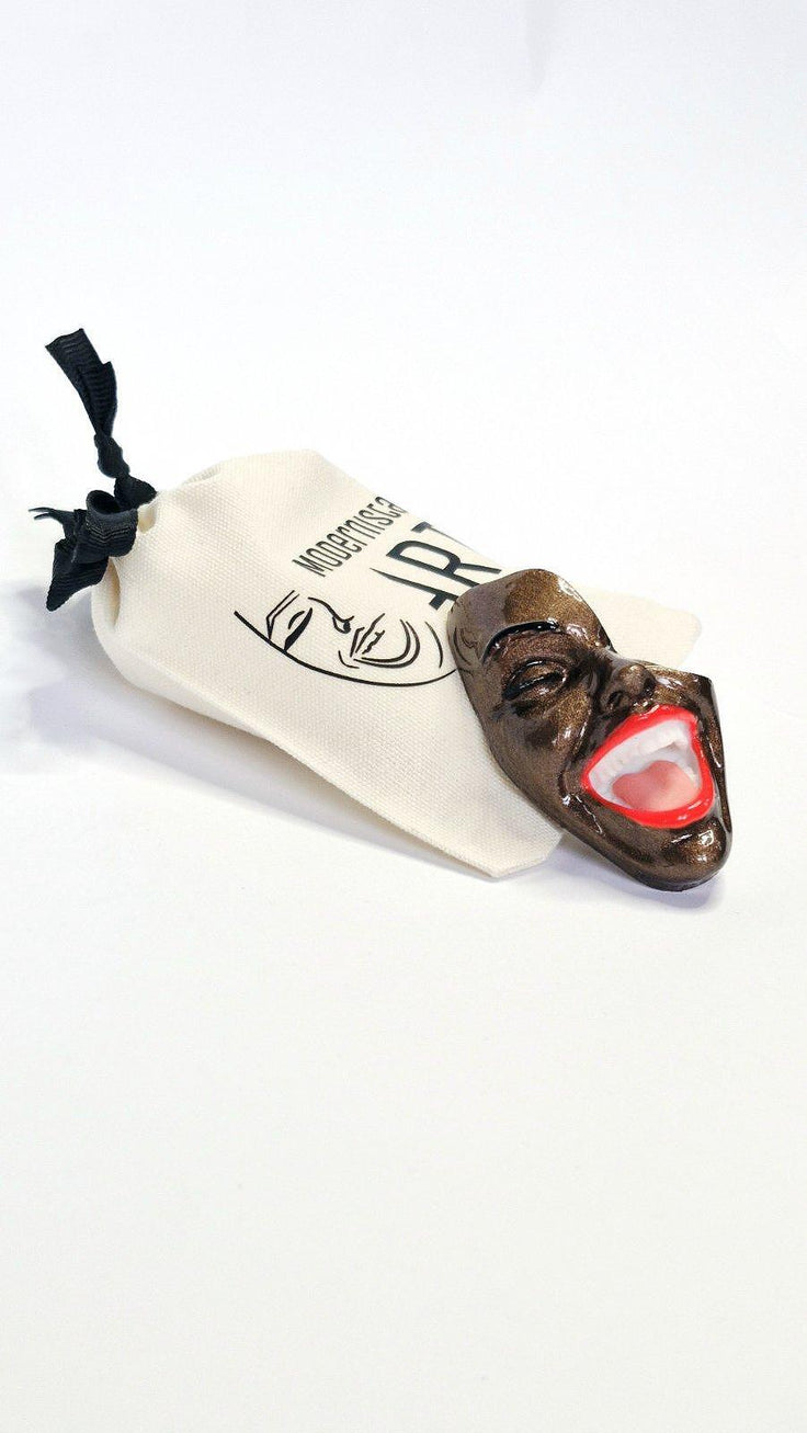 Brooch — Smile Brown Cheer by Modernista Art