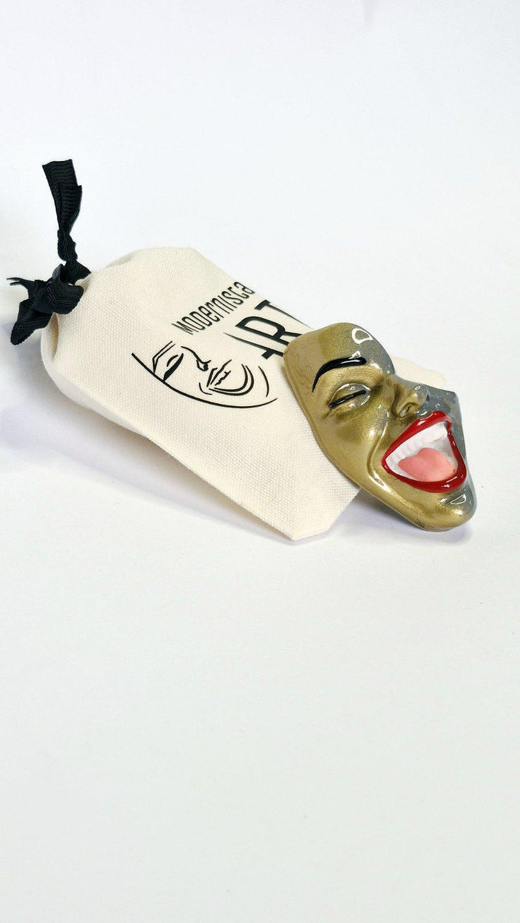 Brooch — Smile Platinum Gold by Modernista Art