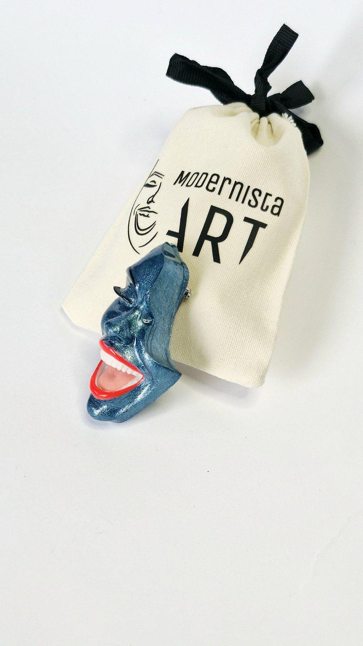 Brooch — Smile Jeans Wave by Modernista Art