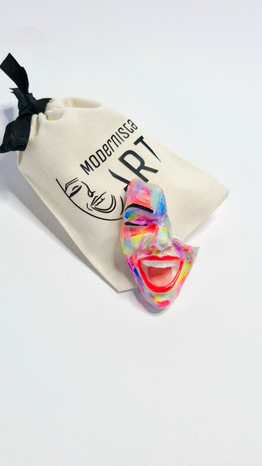 Brooch — Smile Summer Thrills by Modernista Art