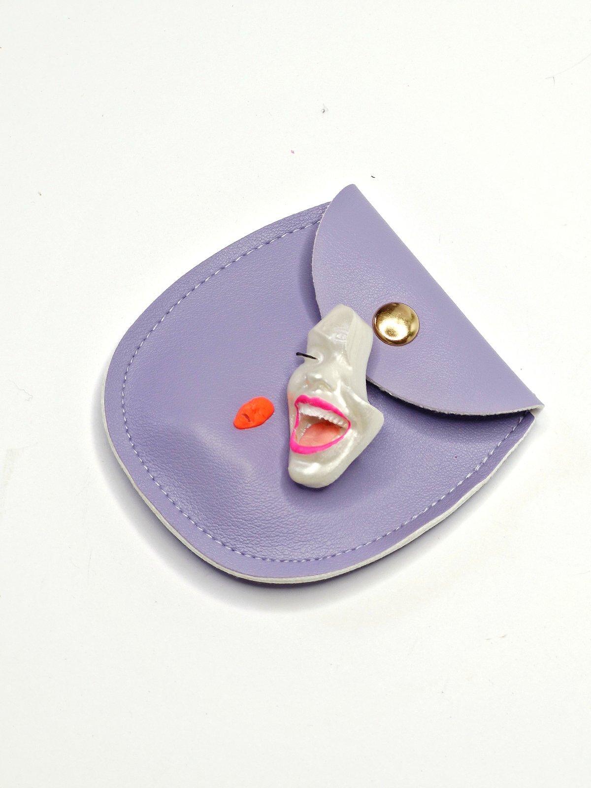 Mini Brooch — Smile White Pearl by Modernista Art